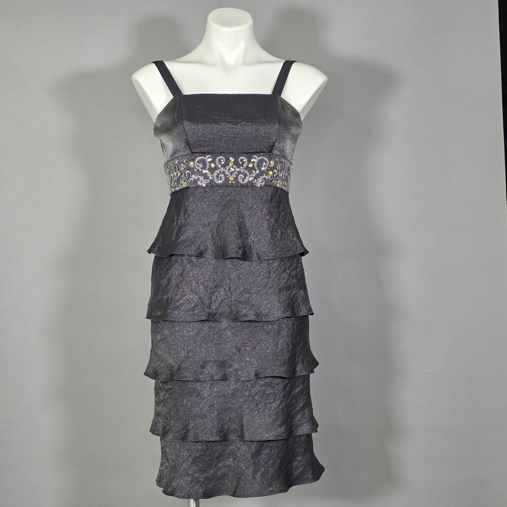 R&M Richards Tiered‎ Cocktail Dress Women Gray Metallic Embellished Size 4